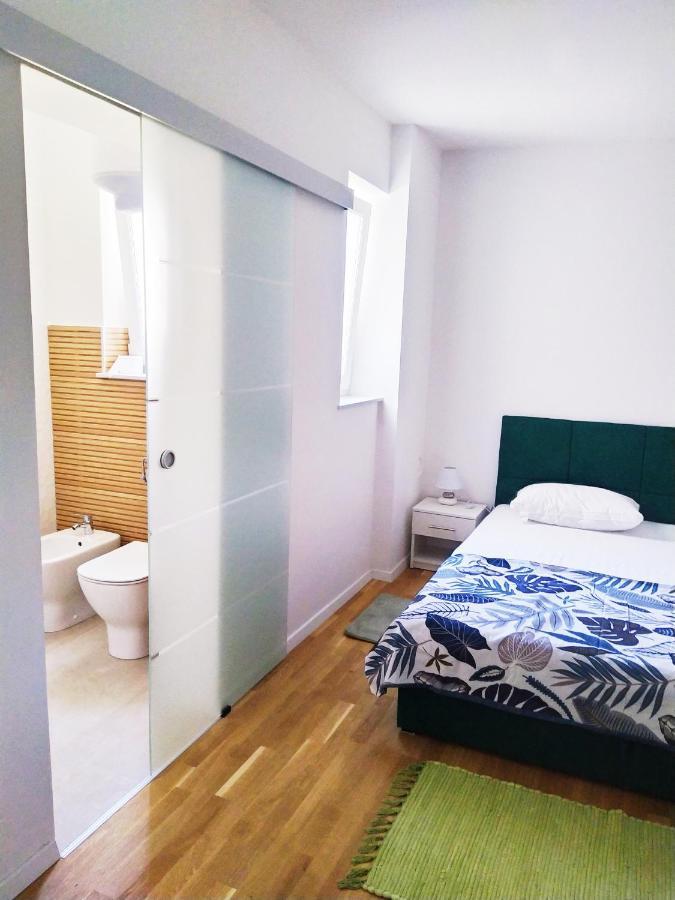 New Luxury 3 Bedroom 4 Air Conditioners 자다르 외부 사진